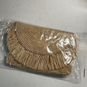 Brand new, still in package Mar y Sol straw clutch